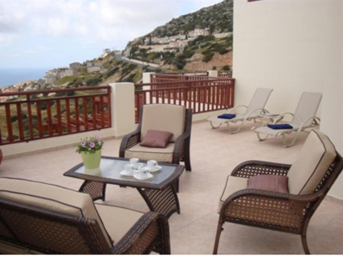 First Floor 2 Bedroom Apartment, Large Balcony, Amazing Sea Views, Communal Pool ペイヤ エクステリア 写真