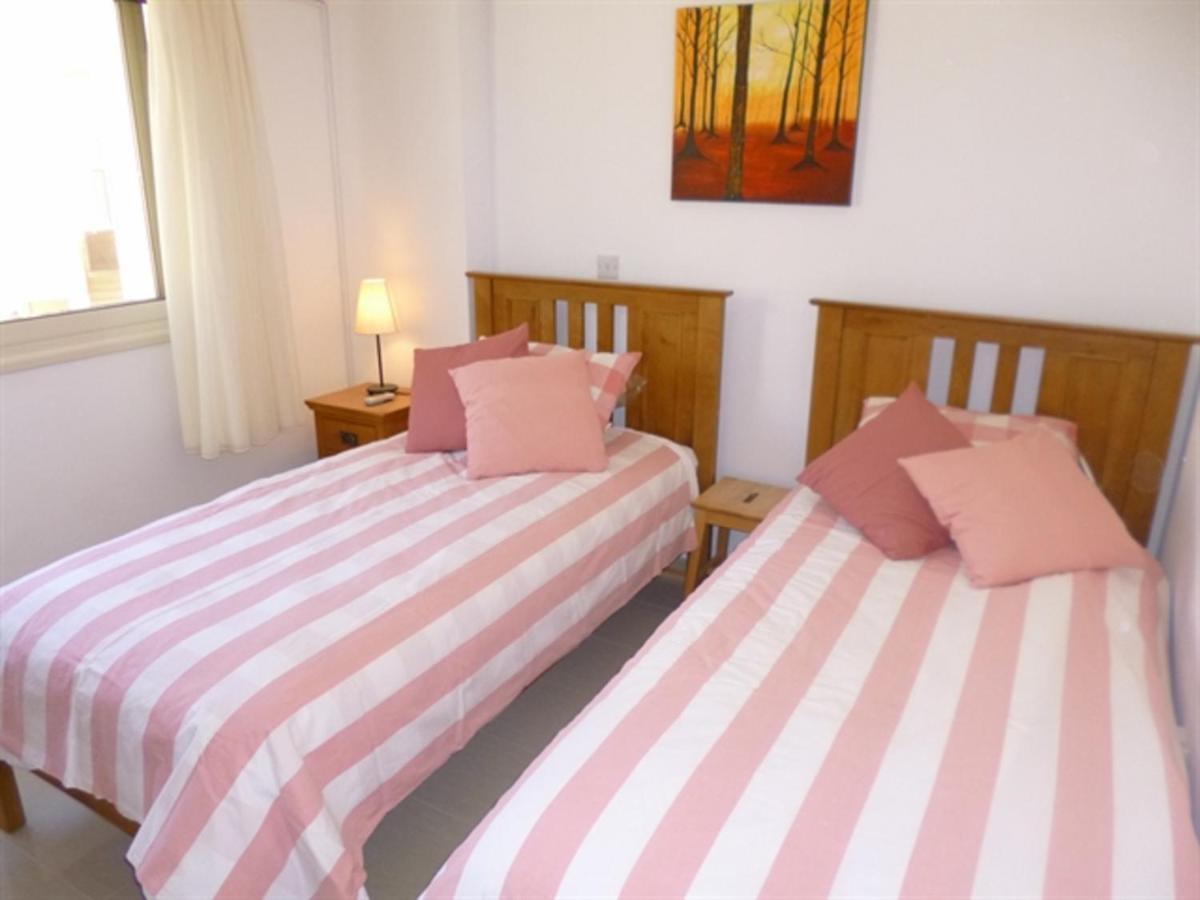 First Floor 2 Bedroom Apartment, Large Balcony, Amazing Sea Views, Communal Pool ペイヤ エクステリア 写真